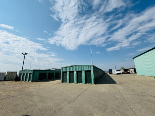 Oh Canada Storage
